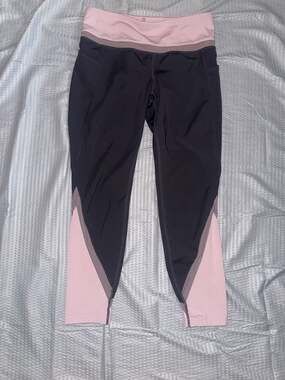 Tangerine Womens Size M Gray/Pink/Purple Leggings